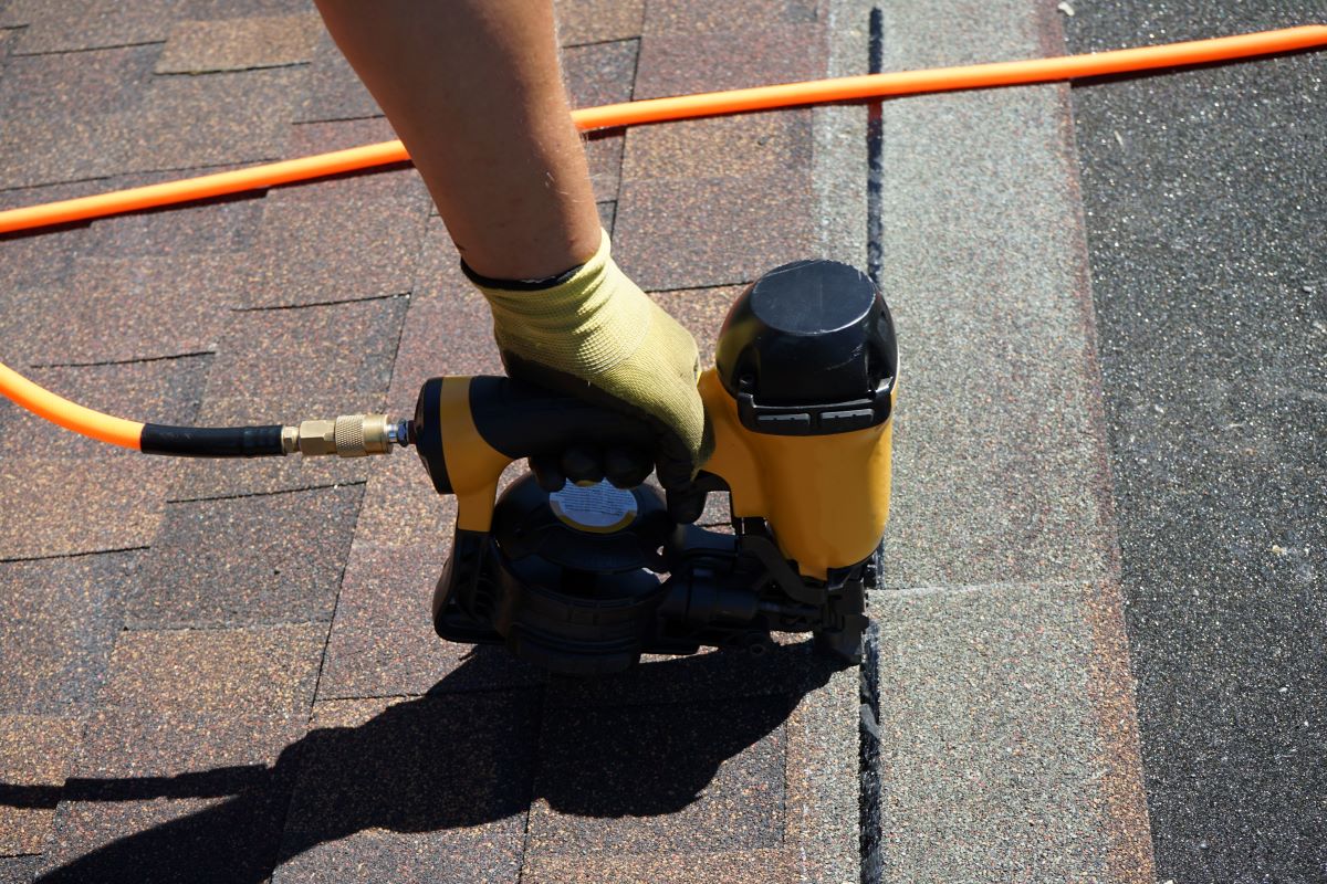 When Do I Need New Roof Installation? | EvoSiding